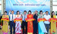 Awards ceremony for photo contest on Vietnamese sea and islands