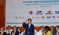 PM: Vietnam creates favorable conditions and guarantees safety of foreign enterprises
