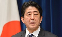 Japanese Prime Minister dissolves the lower house