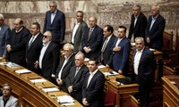 Greece’s new parliament sworn in after snap elections
