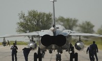 Russian air forces destroy key IS positions in Syria