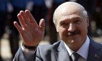 Belarus: Lukashenko re-elected president