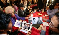 Koreas end second round of family reunions