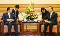 China, Japan agree to improve bilateral ties