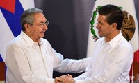 Cuban President Raul Castro begins state visit to Mexico 