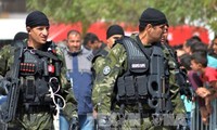 Tunisia crushes terrorist plot