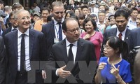 President Hollande’s Vietnam visit makes headlines in France