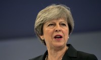 UK: Conservatives pressure PM on post-Brexit policy