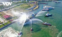 Diễn tập quy mô lớn phương án chữa cháy tàu du lịch trên vịnh Hạ Long