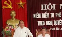 Deputy PM Nguyen Xuan Phuc visits Vinh Phuc province