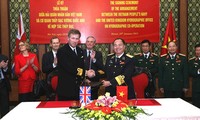 Vietnam, UK boost defense cooperation