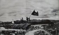 Photo exhibition to mark 60th anniversary of Dien Bien Phu victory