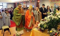 Vietnam Buddhist Association in Japan welcomes Vesak 2014