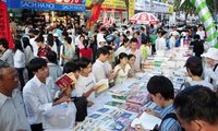 Book fair “Hanoi-The city for peace”