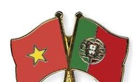 Ambassador presents credentials to Portuguese President