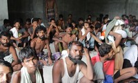 Myanmar: 700 migrants escorted to Rakhine state 
