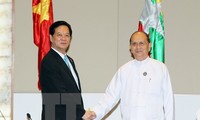 Prime Minister Nguyen Tan Dung meets Myanmar’s President 