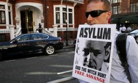 France rejects asylum request by Wikileaks founder
