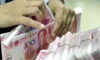China yuan falls to lowest rate in over 4 years