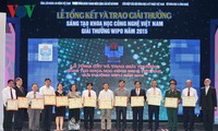 Outstanding scientists and scientific research awarded