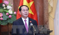 President Tran Dai Quang begins State visit to Brunei and visits the Vietnamese Embassy
