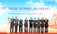 PM Nguyen Xuan Phuc: ASEAN needs to comply with international law