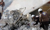 More than a hundred killed in renewed airstrikes in Aleppo