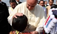 Pope Francis visits Myanmar 