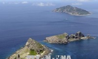 Chinese naval vessel spotted near disputed islands with Japan