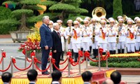 Vietnam welcomes Cuban President