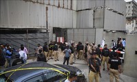 Gunmen attack Pakistani stock exchange
