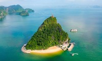 Ti Top named most beautiful Vietnamese beach