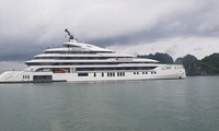 Exploring Ha Long Bay by newly launched super yacht 