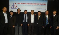  Hội doanh nhân người Việt Nam tại Pháp kỷ niệm ngày thành lập