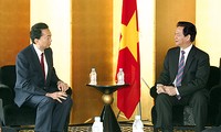 Thủ tướng Nguyễn Tấn Dũng tiến hành nhiều cuộc tiếp xúc tại Nhật Bản