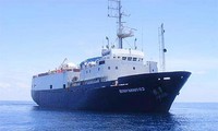 Phản đối việc tàu cá Trung Quốc gây đứt cáp tàu Bình Minh 02