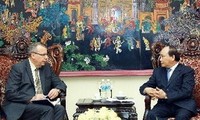 Phó Thủ tướng Nguyễn Xuân Phúc tiếp Phó Tổng Thư ký LHQ Yury Fedotov