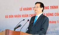 Thủ tướng Nguyễn Tấn Dũng dự khánh thành thủy điện Sơn La