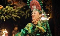 Liên hoan toàn quốc khảo sát nghi lễ chầu văn của người Việt