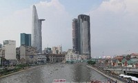 Thành phố Hồ Chí Minh mít tinh kỷ niệm 38 năm thống nhất đất nước