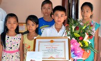 Chủ tịch nước gửi thư khen học sinh Lê Văn Được, ở Nghệ  An dũng cảm cứu 5 em nhỏ khỏi đuối nước