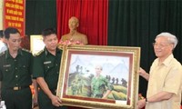 Tổng Bí thư Ban Chấp hành TW Đảng CSVN Nguyễn Phú Trọng làm việc tại Hải Phòng