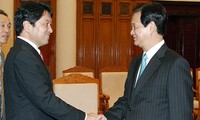  Thủ tướng Nguyễn Tấn Dũng tiếp Bộ trưởng Quốc phòng Nhật Bản