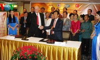 Việt Nam - Lào hợp tác xây dựng đường ống dẫn dầu
