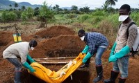 Ngăn chặn dịch Ebola: nhiệm vụ không dễ dàng