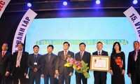 Hội Người Việt Nam tại Cộng hòa Czech đón nhận Huân chương Lao động hạng Ba 