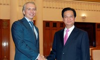 Việt Nam và Nga tăng cường hợp tác về dầu khí