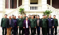 Lãnh đạo Tổng cục Chính trị Quân đội nhân dân Việt Nam tiếp Đoàn thân nhân liệt sĩ Cuba 