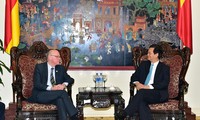 Thủ tướng Nguyễn Tấn Dũng tiếp Chủ tịch Quốc hội Đức Nobert Lammert 