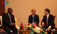 Chủ tịch nước Trương Tấn Sang gặp gỡ song phương bên lề Hội nghị cấp cao Á – Phi 2015